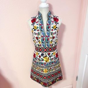 Alice + Olivia Savannah Embroidered Mock-Neck dress size 6